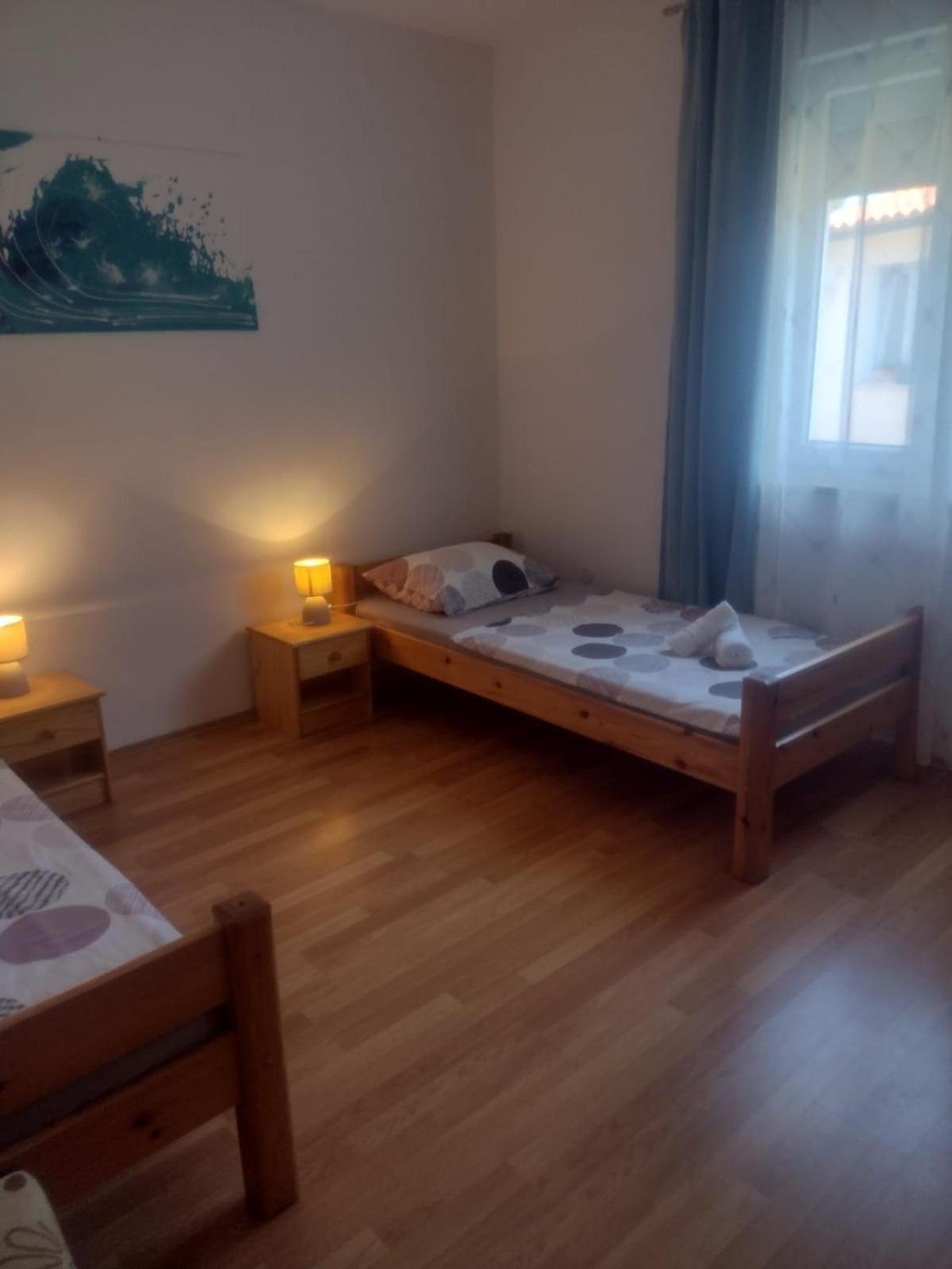 Spacious Apartment With Parking&Garden Marčana Quarto foto
