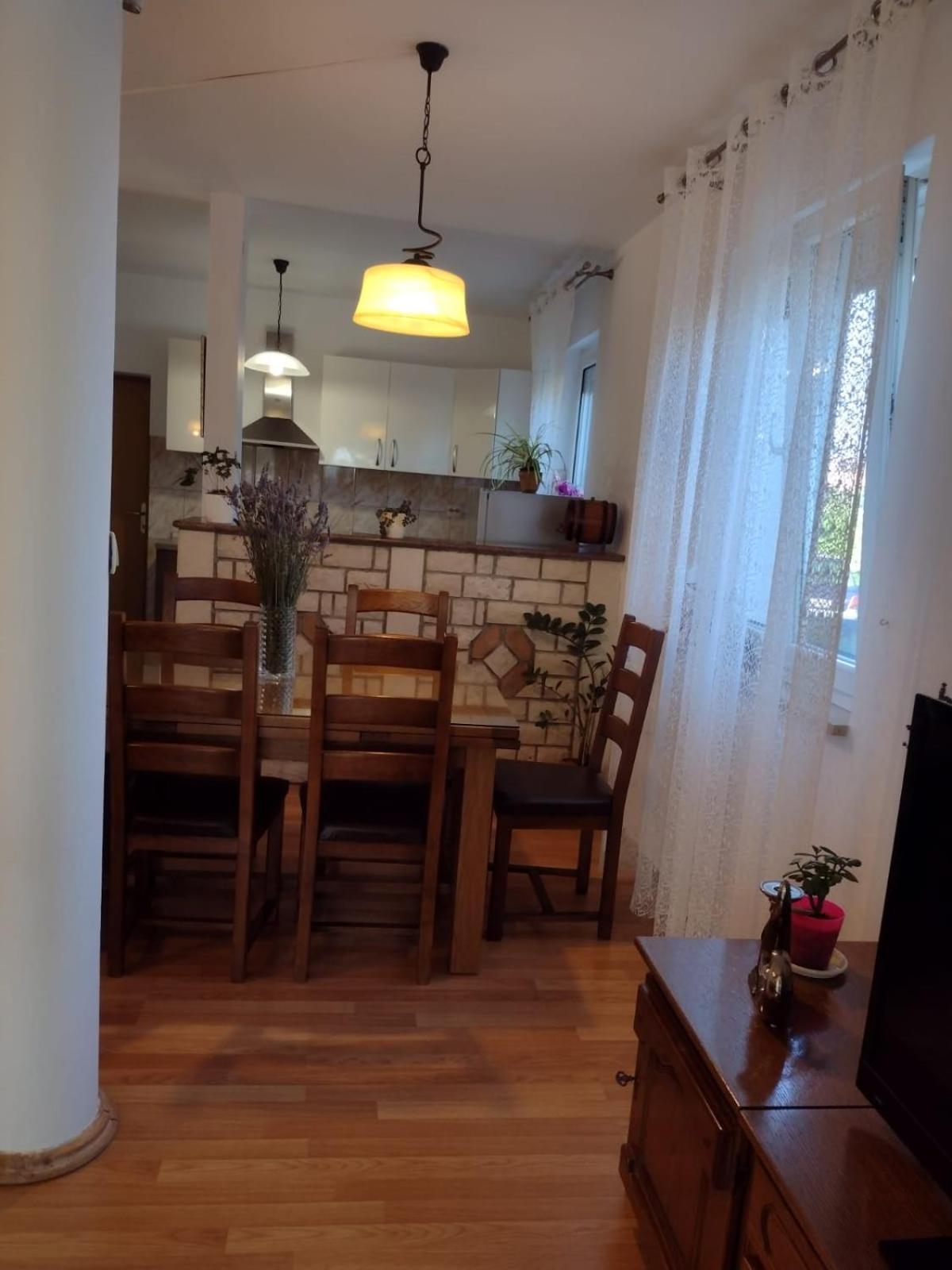 Spacious Apartment With Parking&Garden Marčana Quarto foto